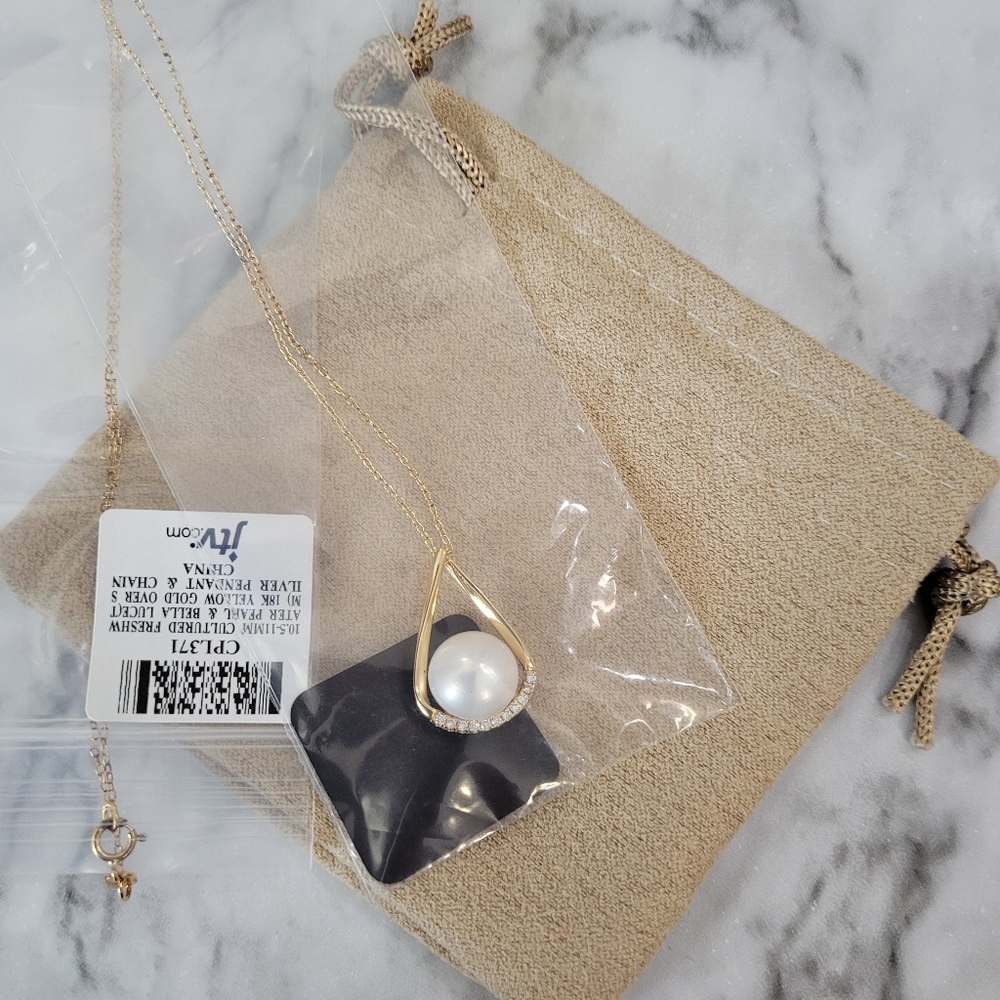 18K Gold Pearl Necklace